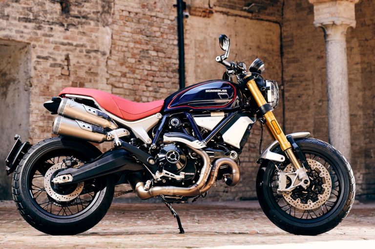 Ducati Scrambler 1100 serie speciale Scuderia Club Italia