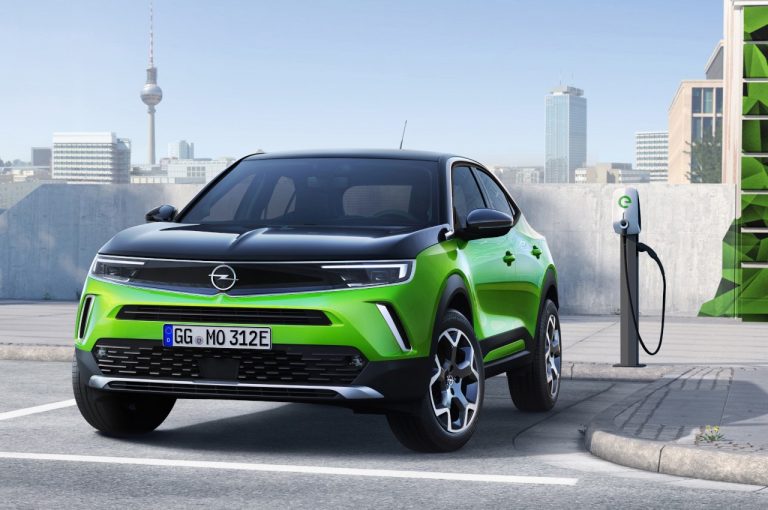 Opel Mokka-e: immagini ufficiali
