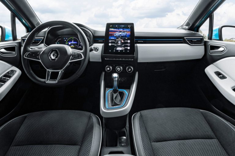 Renault Clio E-Tech Hybrid 2020: immagini ufficiali