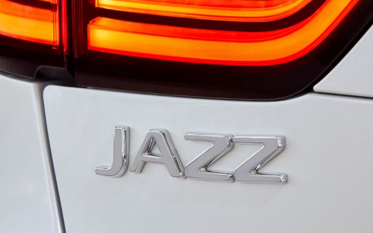 Nuova Honda Jazz Hybrid 2020: immagini ufficiali