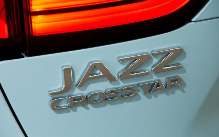 Nuova Honda Jazz Hybrid 2020: immagini ufficiali