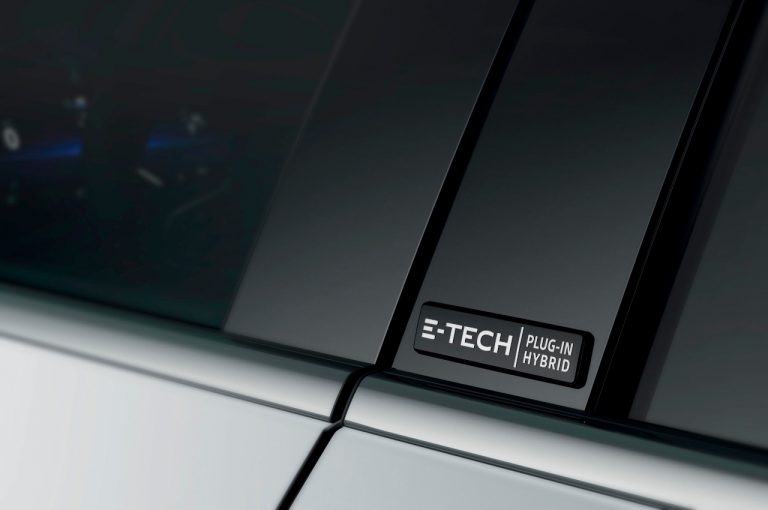 Renault Mégane E-Tech Plug-in Hybrid 2020: immagini ufficiali