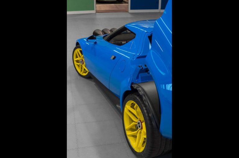 New Stratos by Manifattura Automobili Torino