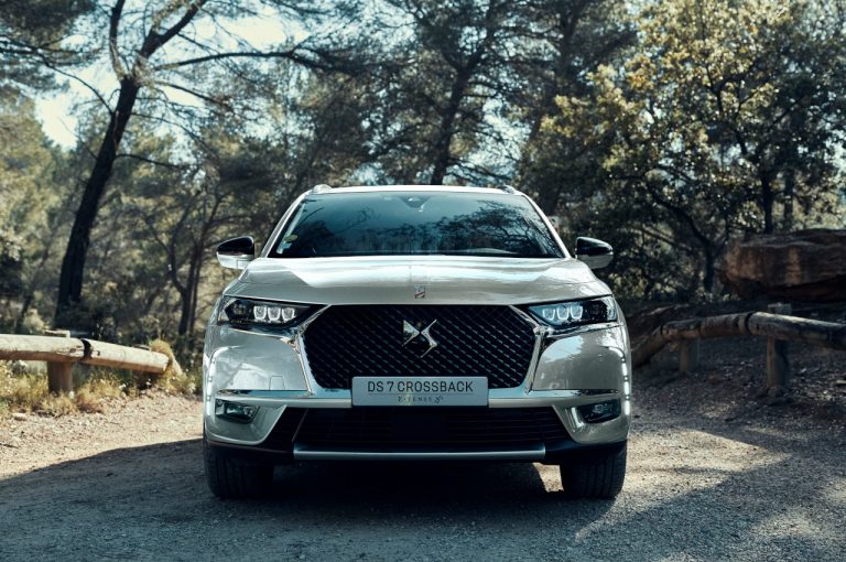 DS7 Crossback E-Tense 225: immagini ufficiali