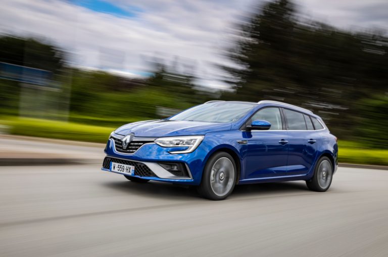 Renault Mégane E-Tech Plug-in Hybrid 2020: immagini ufficiali