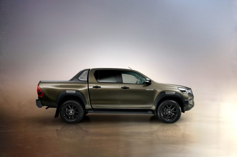 Toyota Hilux 2020: immagini ufficiali