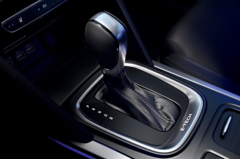 Renault Mégane E-Tech Plug-in Hybrid 2020: immagini ufficiali