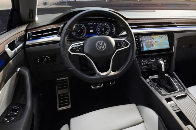 Volkswagen Arteon Shooting Brake 2021: immagini ufficiali
