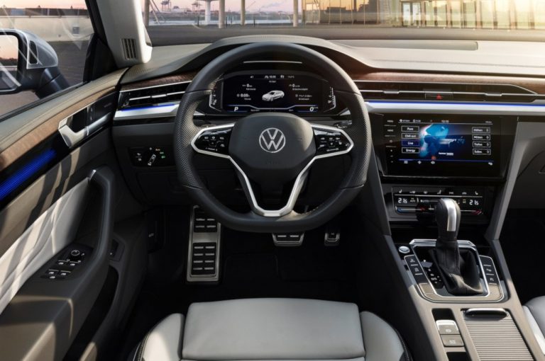 Volkswagen Arteon Shooting Brake 2021: immagini ufficiali