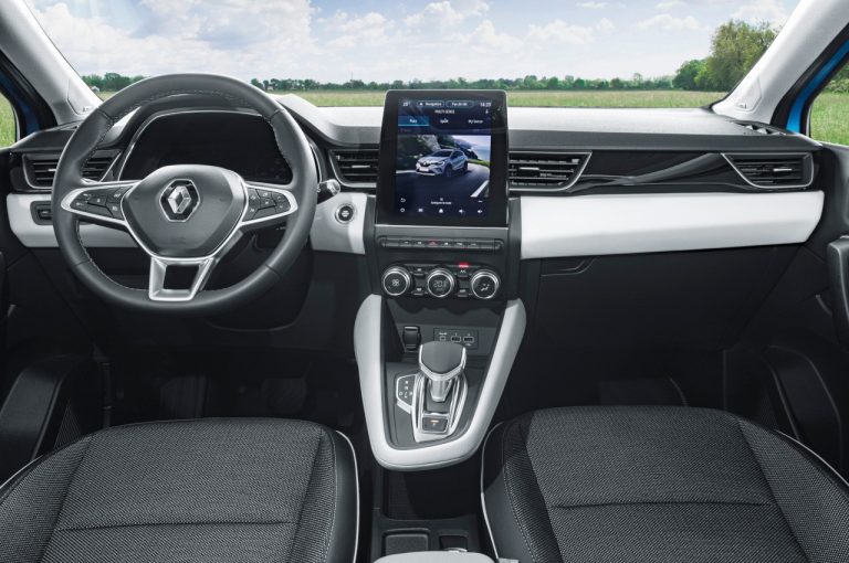 Renault Captur E-Tech Plug-in Hybrid 2020: immagini ufficiali