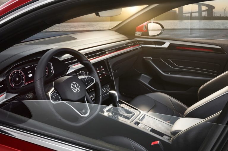 Volkswagen Arteon 2021: immagini ufficiali