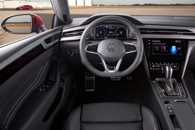 Volkswagen Arteon Shooting Brake 2021: immagini ufficiali