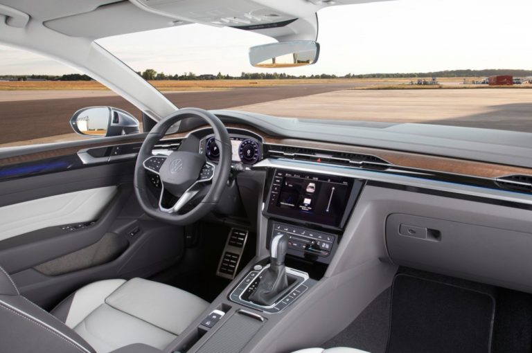 Volkswagen Arteon Shooting Brake 2021: immagini ufficiali