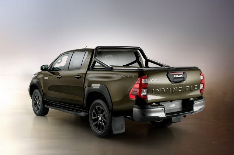 Toyota Hilux 2020: immagini ufficiali