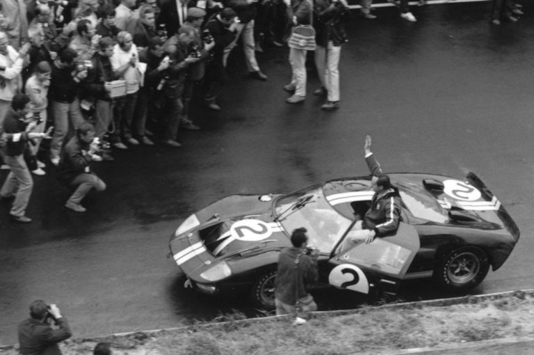 Bruce McLaren 1937-1970: la storia nelle immagini