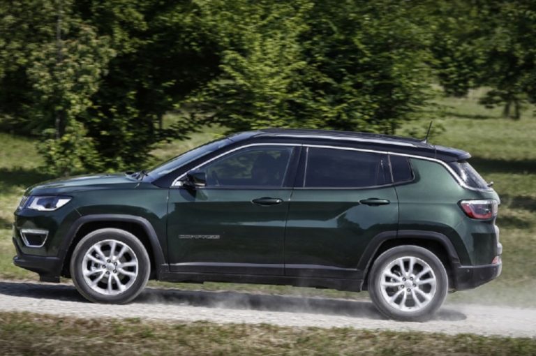 Jeep Compass 1.3 T4 2020: nuove immagini ufficiali