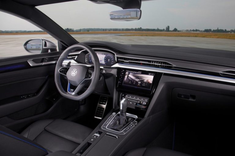 Volkswagen Arteon 2021: immagini ufficiali