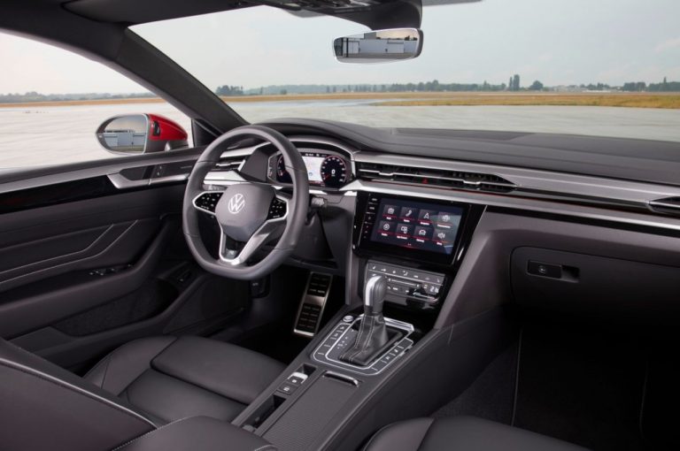 Volkswagen Arteon 2021: immagini ufficiali
