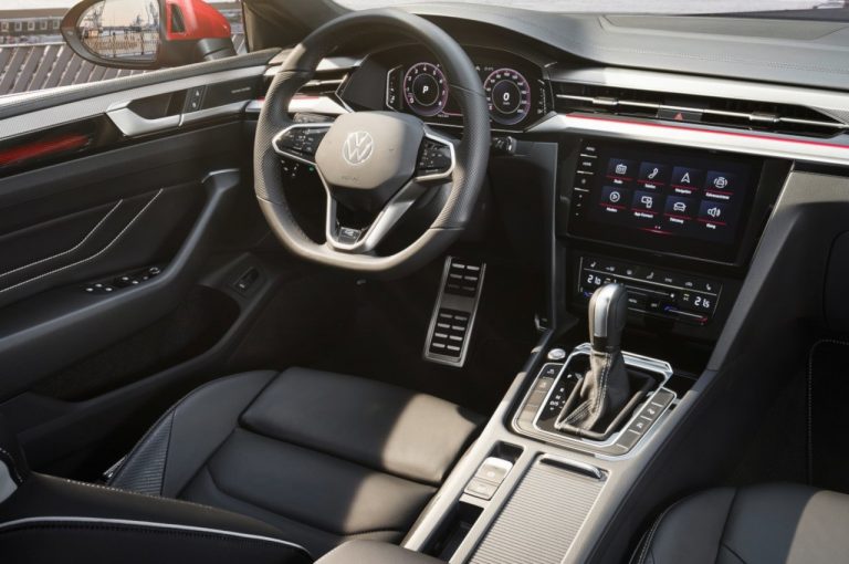 Volkswagen Arteon 2021: immagini ufficiali