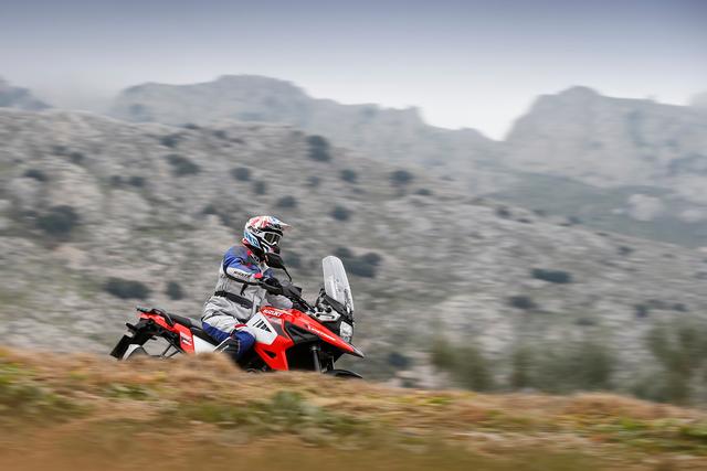 Suzuki V-STROM Tour 2020: immagini ufficiali