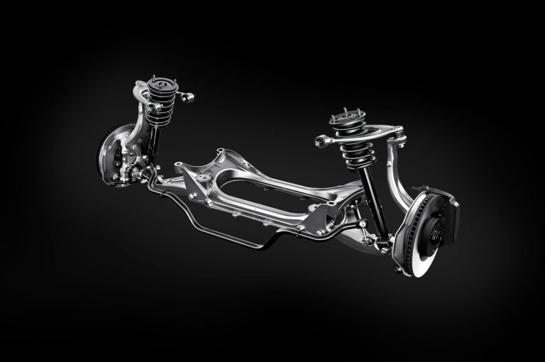 Lexus IS 2020: immagini ufficiali