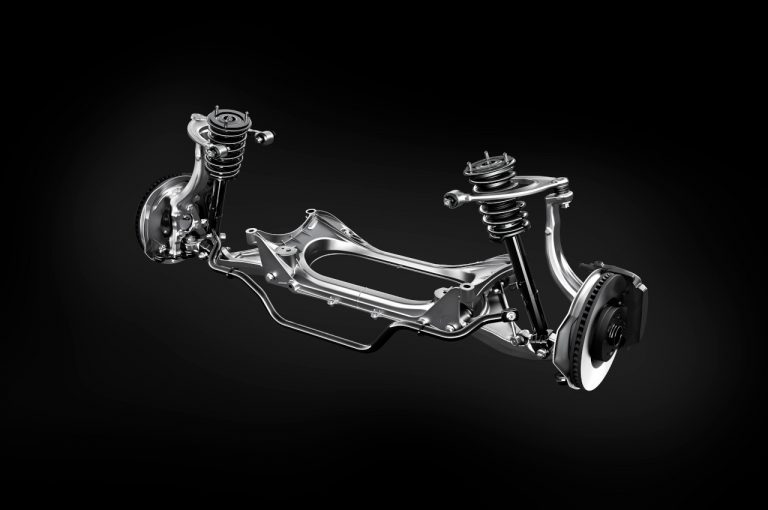 Lexus IS 2020: immagini ufficiali