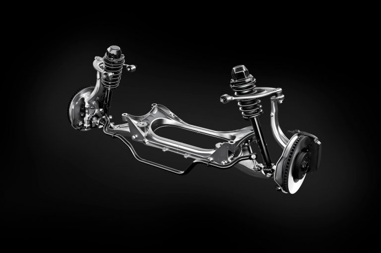 Lexus IS 2020: immagini ufficiali