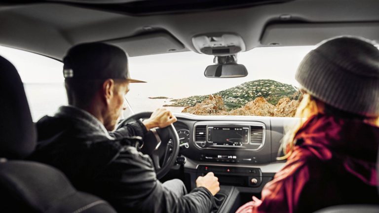 Opel Zafira Life Camper: immagini ufficiali