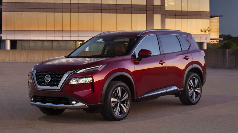 Nuova Nissan Rogue: immagini ufficiali