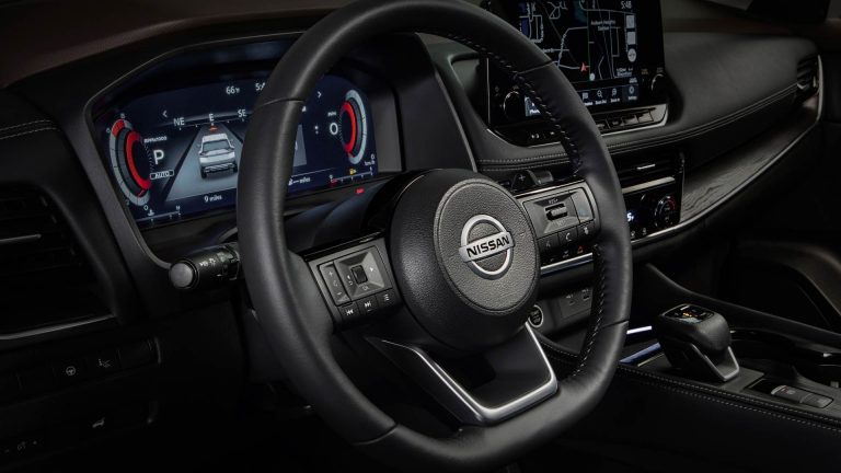 Nuova Nissan Rogue: immagini ufficiali