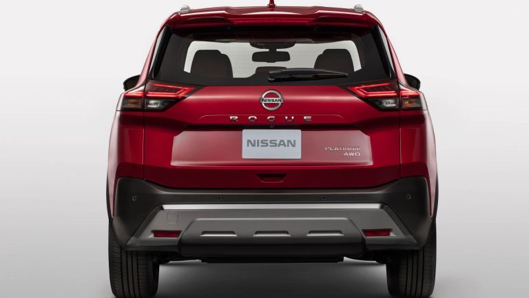 Nuova Nissan Rogue: immagini ufficiali