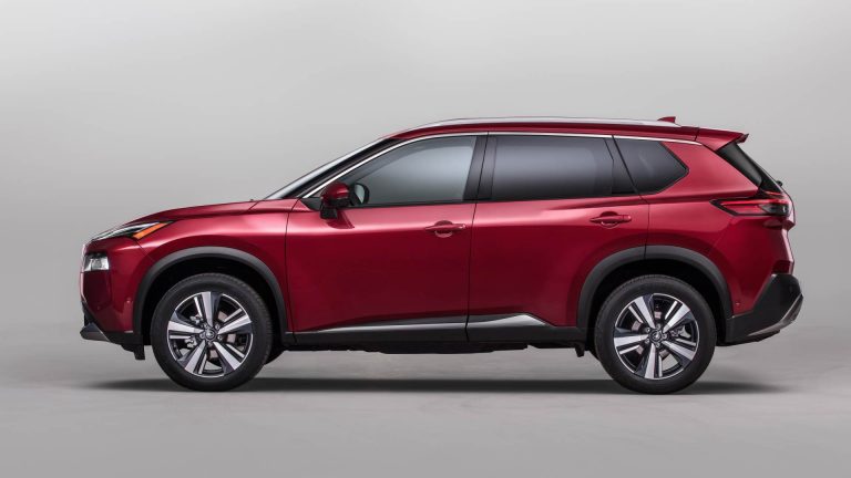 Nuova Nissan Rogue: immagini ufficiali