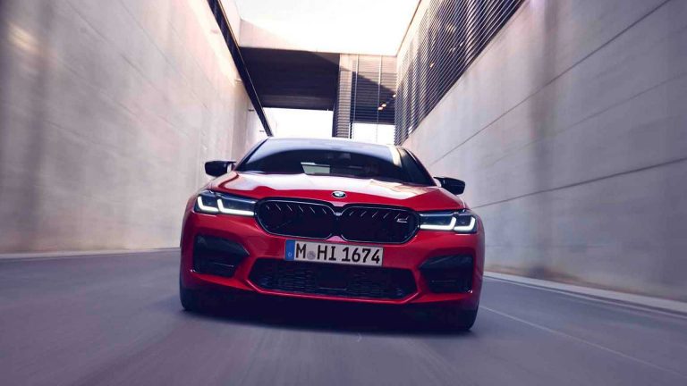 BMW M5 restyling 2020: immagini ufficiali