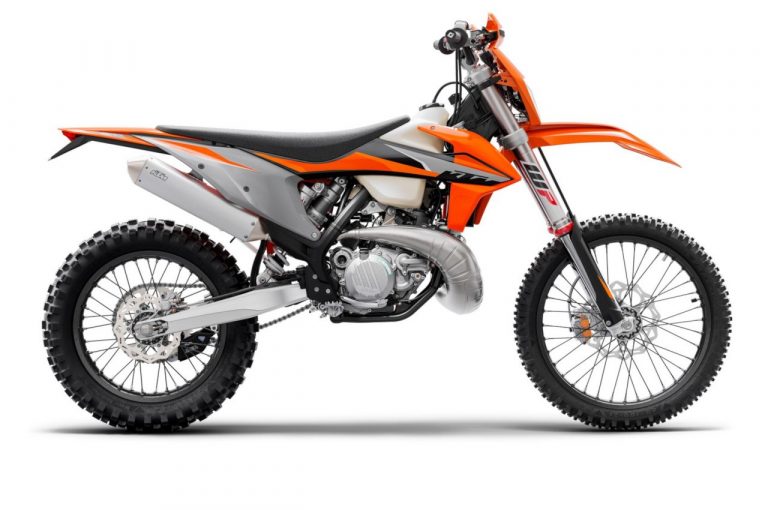 KTM, nuova gamma Enduro Exc 2021: immagini ufficiali