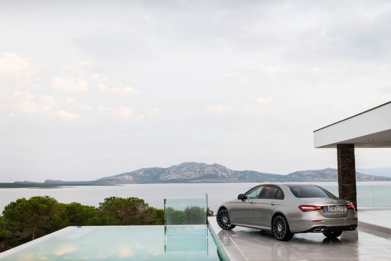 Mercedes Classe E 2020 Berlina, Station Wagon e All-Terrain: immagini ufficiali