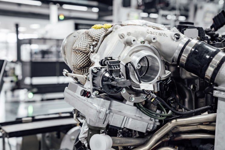 Mercedes-AMG, il nuovo turbo eletttrico: immagini ufficiali