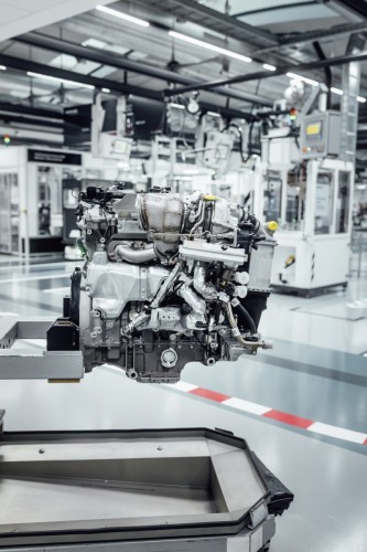 Mercedes-AMG, il nuovo turbo eletttrico: immagini ufficiali