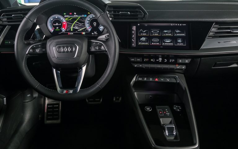 Nuova Audi A3 Sportback 2020: immagini ufficiali