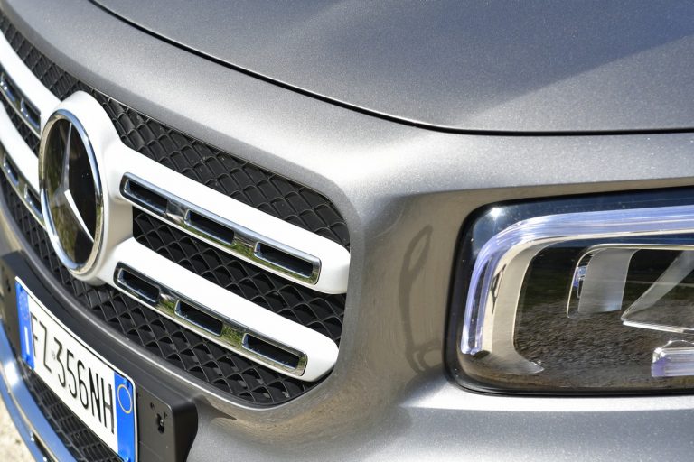 Mercedes GLB 200d: la prova su strada