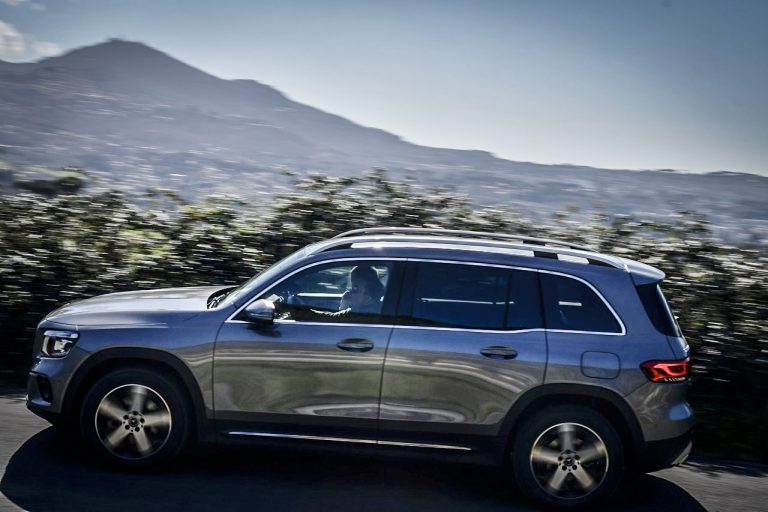 Mercedes GLB 200d: la prova su strada