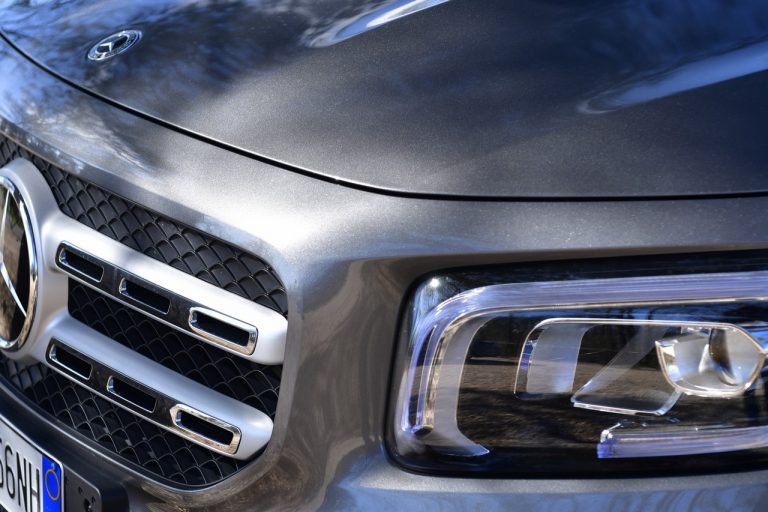Mercedes GLB 200d: la prova su strada