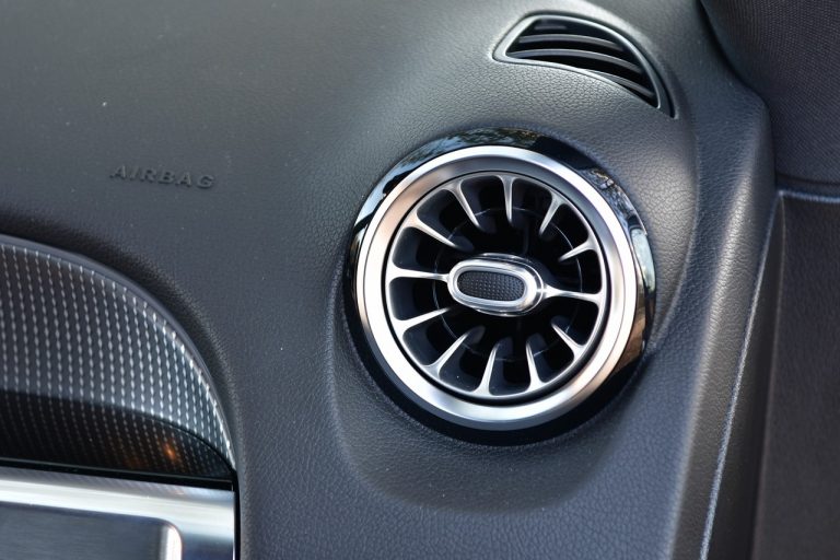 Mercedes GLB 200d: la prova su strada