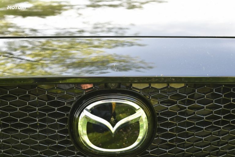 Mazda 3 Skyactiv-X Exclusive AT: la prova su strada