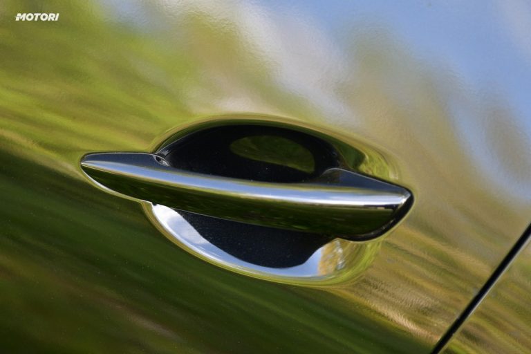 Mazda 3 Skyactiv-X Exclusive AT: la prova su strada