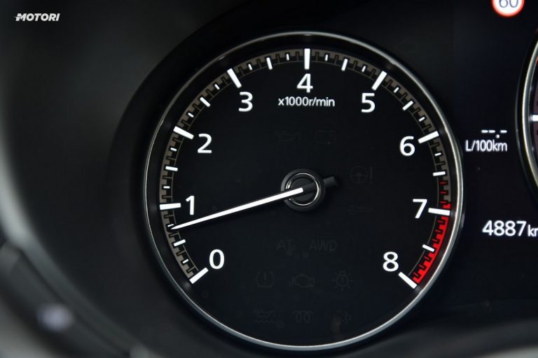 Mazda 3 Skyactiv-X Exclusive AT: la prova su strada