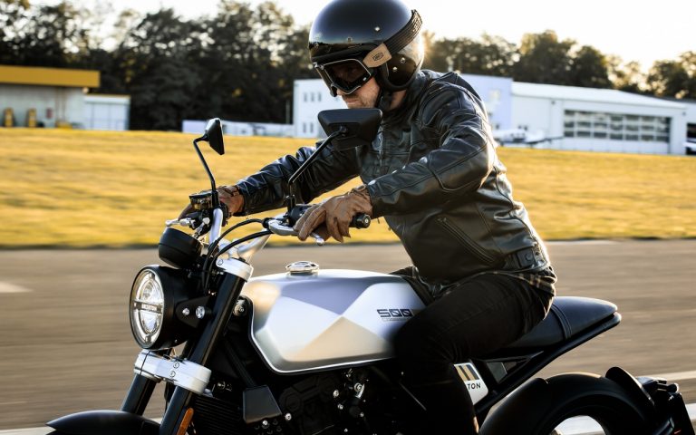 Brixton Crossfire 500: immagini ufficiali