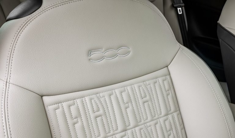 Fiat 500 “la Prima” berlina: immagini ufficiali