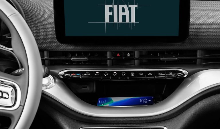 Fiat 500 “la Prima” berlina: immagini ufficiali