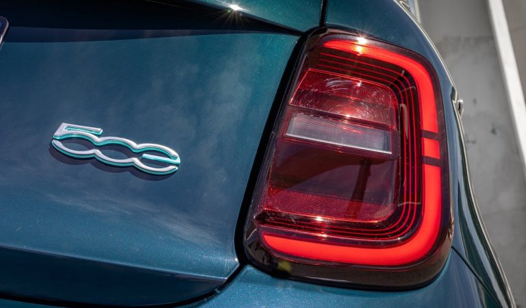 Fiat 500 “la Prima” berlina: immagini ufficiali