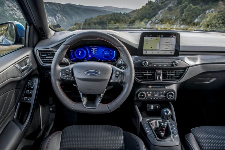 Nuova Ford Focus 2020: immagini ufficiali